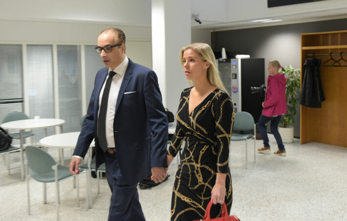 Syyttäjä: Heikki Lampela kuristi, sylki naamalle ja uhkasi leikata kurkun auki!
