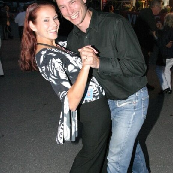 Ex-missi Arlene Kotala hakee eroa Mr. Skandinaviasta!