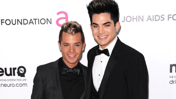 Mitä ihmettä, Sauli Koskinen ja Adam Lambert yhdessä hautausmaalla – kuvat! Mitä ihmettä, Sauli Koskinen ja Adam Lambert yhdessä hautausmaalla – kuvat!