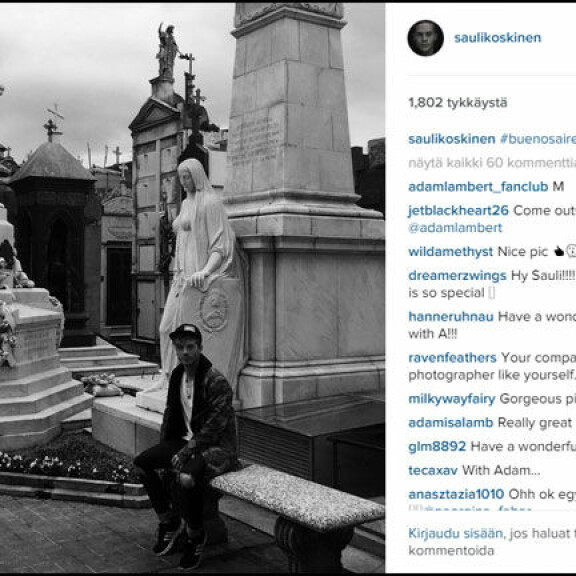 Mitä ihmettä, Sauli Koskinen ja Adam Lambert yhdessä hautausmaalla – kuvat!