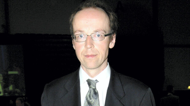 Jussi Halla-aho onnettomuudessa: Silmissä kipunoi! Jussi Halla-aho onnettomuudessa: Silmissä kipunoi!