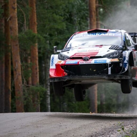 Kalle Rovanperä on dominoinut Toyotallaan rallin MM-sarjaa. Kuva kesältä Suomen MM-rallista. Kalle Rovanperä on dominoinut rallin MM-sarjaa. Kuva kesältä Suomen MM-rallista.