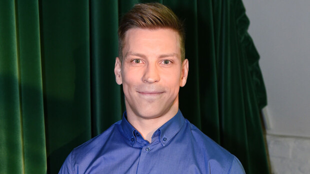 Putous-Antti vertasi kollegaansa transvestiittiin romukauppiaaseen - kuva! Putous-Antti vertasi kollegaansa transvestiittiin romukauppiaaseen - kuva!