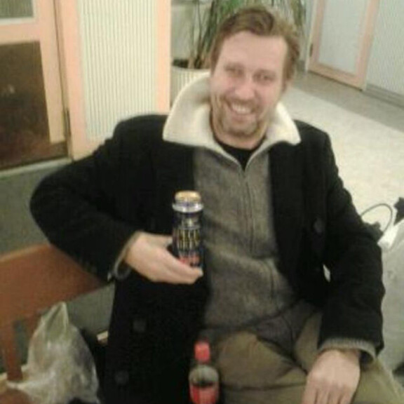 Martti Suosalo sai hilpeän fanilahjan - kuva!