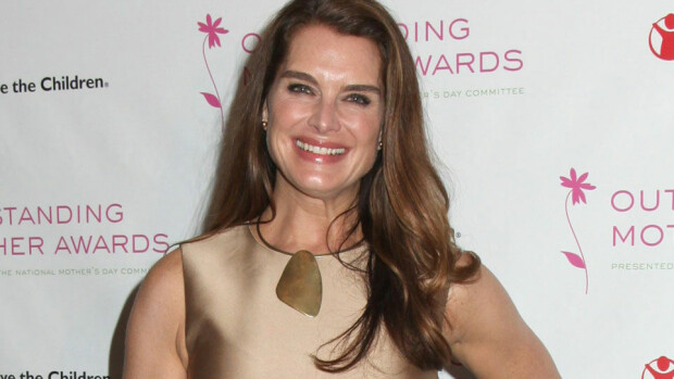 Näyttelijä Brooke Shields: Tälle julkkismiehelle annoin neitsyyteni! Näyttelijä Brooke Shields: Tälle julkkismiehelle annoin neitsyyteni!