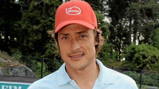 Selänne-kirjassa rajua tekstiä Harkimosta - 'rahanahne Hjallis' kosti Teemulle?! Selänne-kirjassa rajua tekstiä Harkimosta - 'rahanahne Hjallis' kosti Teemulle?!