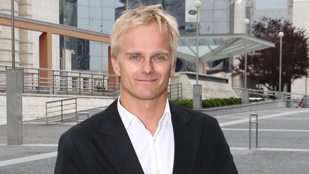 Heikki Kovalainen meni salaa naimisiin! Heikki Kovalainen meni salaa naimisiin!