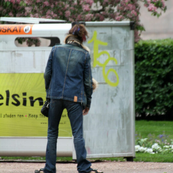 Steven Tyler kanniskeli pyykkisäkkejä ympäri Helsinkiä – kuvat!