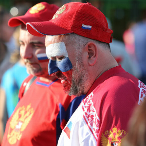Leijona-fanit jäivät alakynteen Minskissä: venäläiskannattajat jyräsivät - katso!