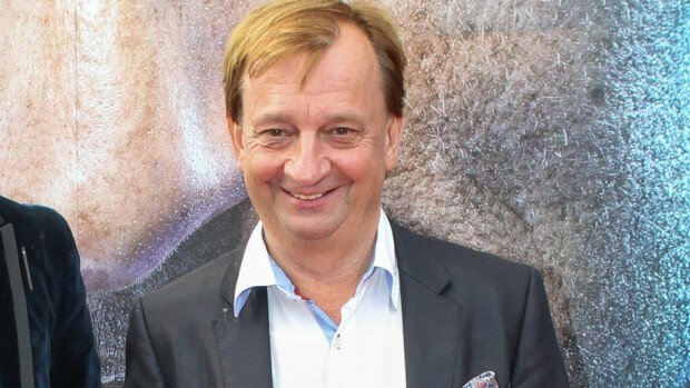 Oliko ”peniskuva” liikaa Hjallikselle - naisystävä teki radikaalin päätöksen! Oliko ”peniskuva” liikaa Hjallikselle - naisystävä teki radikaalin päätöksen!