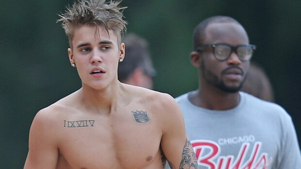 Justin Bieberille määrättiin mitättömät takuut! Justin Bieberille määrättiin mitättömät takuut!