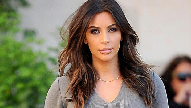 Tätä muodonmuutosta Kim Kardashian katuu! Tätä muodonmuutosta Kim Kardashian katuu!