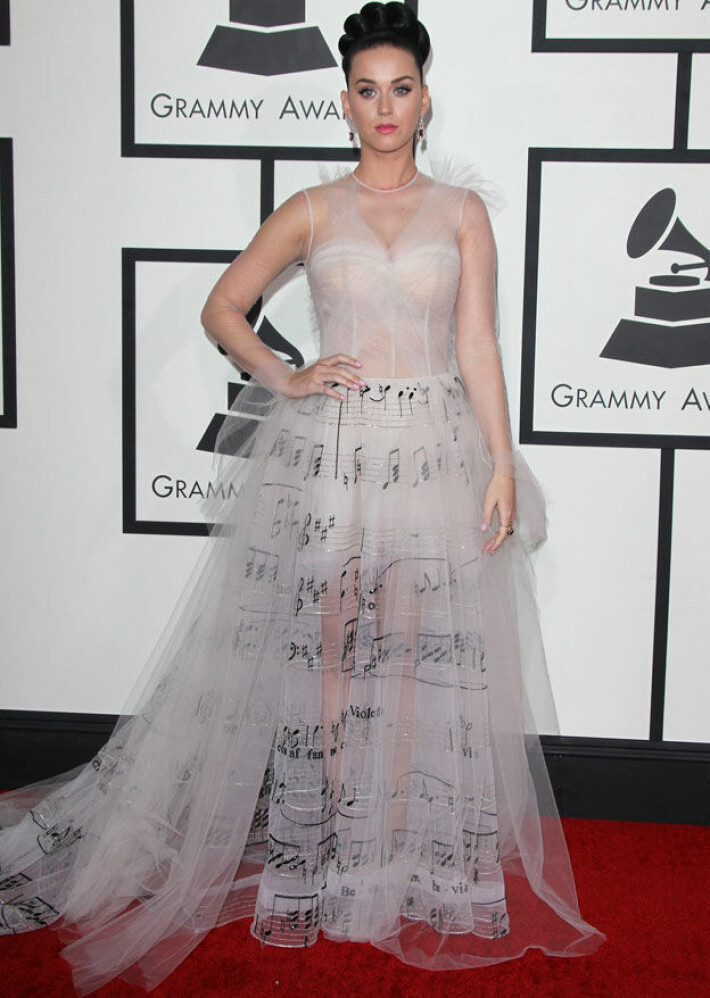 Katy Perry Valentinon haute couture -mekossa: mikä ilmestys!