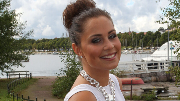 Anna Abreu suuntasi Yhdysvaltoihin: illallisella NHL-tähden kanssa! Anna Abreu suuntasi Yhdysvaltoihin: illallisella NHL-tähden kanssa!