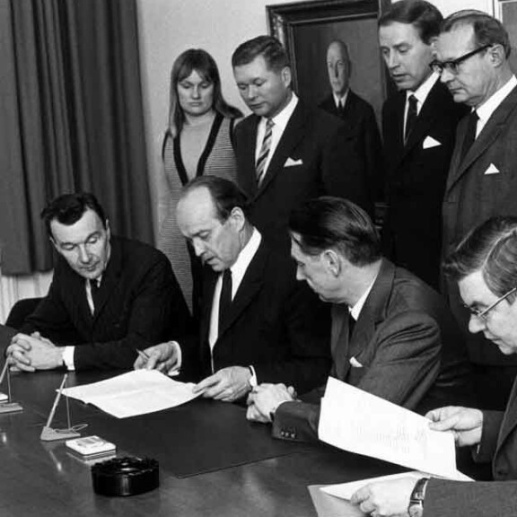 Onnea, 70-vuotias Tarja Halonen - katso elämän kuvat!