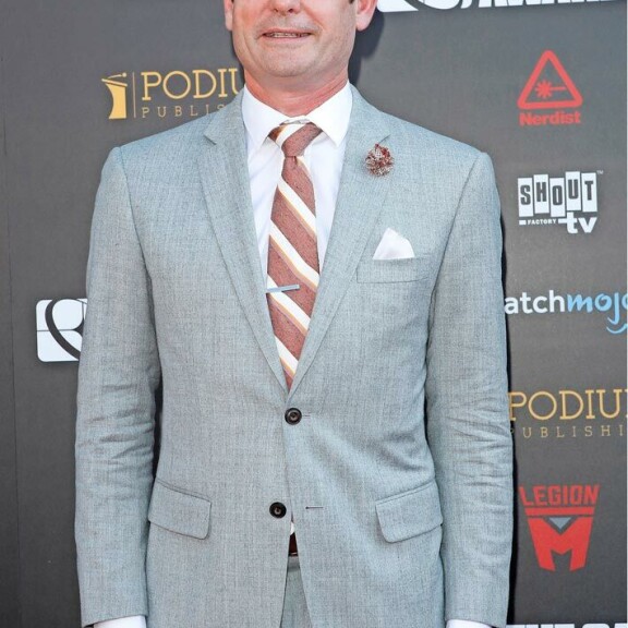 Tiesitkö? Mika Kaurismäellä on yllättävä yhteys E.T.-elokuvan lapsitähteen Henry Thomas