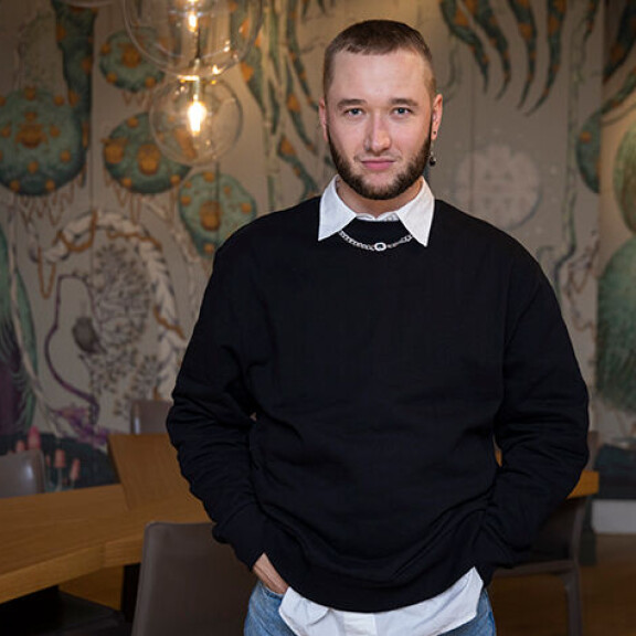 Tv:ssä Marko Björsin rakkaudesta kilpailevat homomiehet avautuvat seksistä: 'Miten suoraan uskaltaa vastata?' Rûnno