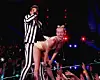 Miley Cyrus rikkoi taas uusia rajoja!