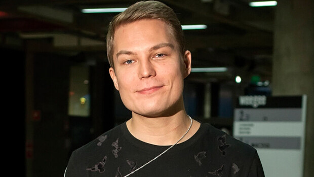 Tämän verran Cheek tienaa kuukaudessa! Tämän verran Cheek tienaa kuukaudessa!