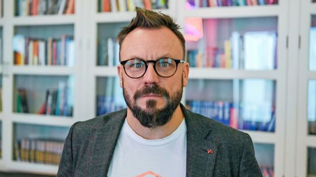 Riku Rantala oivalsi pitkässä liitossa yhden asian – tv-kasvo jakaa vinkkinsä: ”Sitähän voi tehdä Suomessakin” Riku Rantala