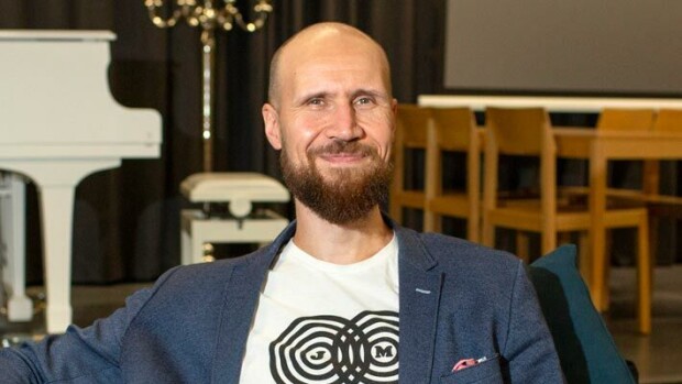 Nyt puhuu baaritappelun keskelle päätynyt Touko Aalto: Olin hakemassa puhelintani Touko Aalto