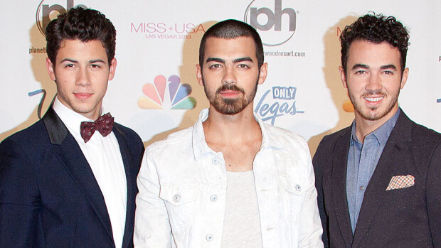 Voi ei! Suosikkibändi hajoaa?! Voi ei! Suosikkibändi hajoaa?!