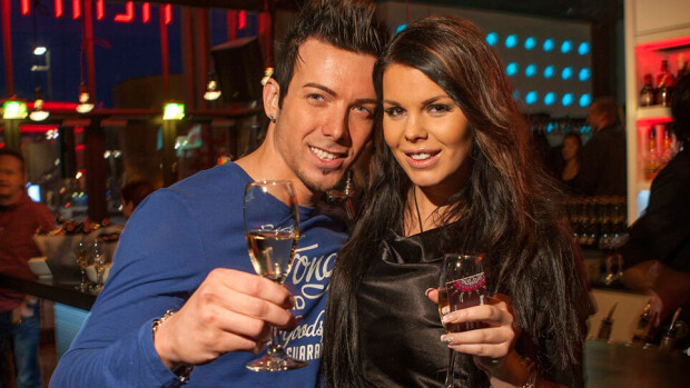 Julkkisparin suhdesopassa yllätyskäänne! Julkkisparin suhdesopassa yllätyskäänne!