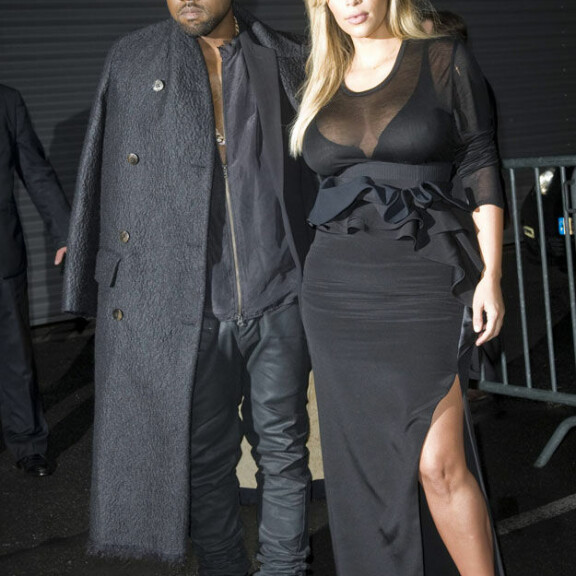 Raskauskilojensa kanssa kamppaileva Kim Kardashian: Tältä hän nyt näyttää!