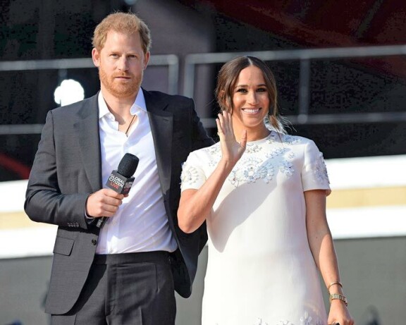 Prinssi Harry ja herttuatar Meghan puhuivat Mielenterveyspäivän tapahtumassa sosiaalisen median vaaroista.