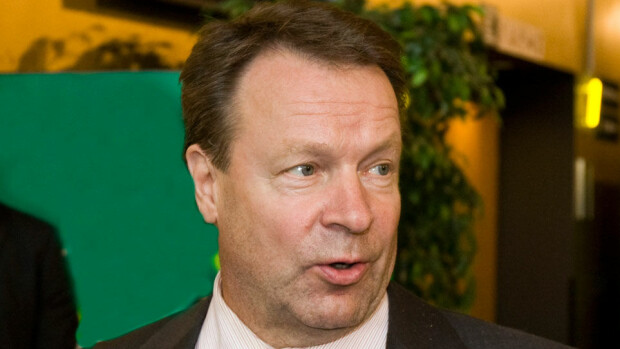 Ilkka Kanerva suunnitteli pornolehden toimittajan kanssa seksisessiota Eduskuntatalossa! Ilkka Kanerva suunnitteli pornolehden toimittajan kanssa seksisessiota Eduskuntatalossa!