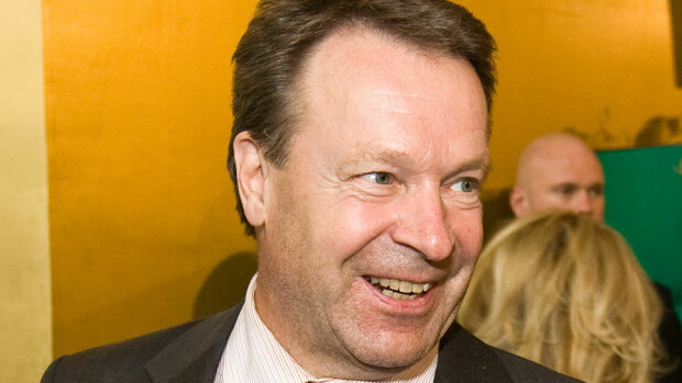 Ilkka Kanerva tekstasi pornolehden toimittajalle: ”Kiihottaisiko se, jos…” Ilkka Kanerva tekstasi pornolehden toimittajalle: ”Kiihottaisiko se, jos…”