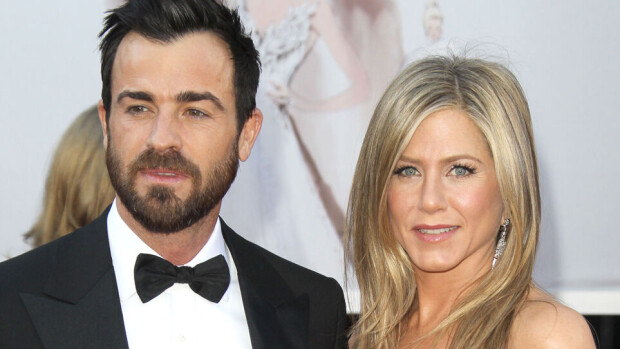 Jennifer Aniston antoi äidilleen porttikiellon häihinsä?! Jennifer Aniston antoi äidilleen porttikiellon häihinsä?!