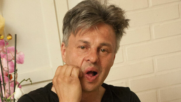 Arto Länsman lennätettiin poliisisaattuella Rovaniemelle! Arto Länsman lennätettiin poliisisaattuella Rovaniemelle!