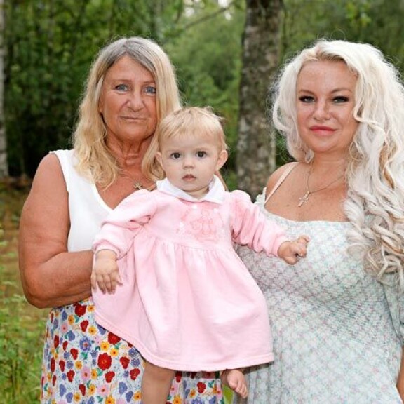 Johanna ei suunnittele muuttoa Loviisaan vaan viihtyy yhä Tukholmassa. Johannan Marja-äiti osallistuu aktiivisesti Johannan ja Isabellen arkeen. Johanna ei suunnittele muuttoa Loviisaan vaan viihtyy yhä Tukholmassa. Johannan Marja-äiti osallistuu aktiivisesti Johannan ja Isabellen arkeen.