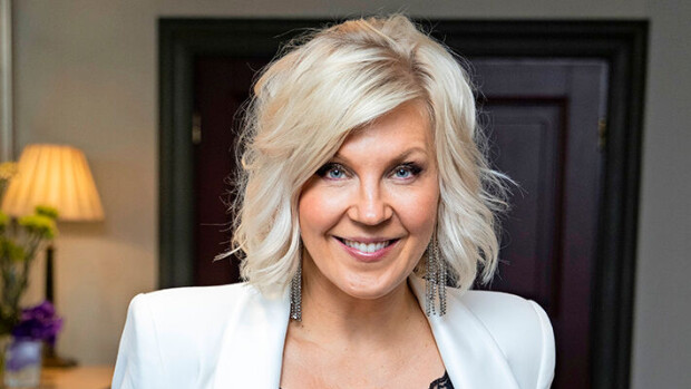 Sähköt poikki! Vappu Pimiä ratkaisi munaongelman - kuvapäivitys hämmästyttää: 'Tytössä löytyy yllättäviä masokistisia piirteitä' Vappu Pimiä