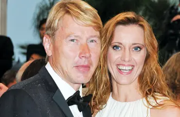 Mikä kulkupeli! Mika Häkkisen perhe matkustaa lomalla luksustyyliin