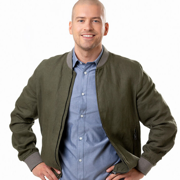 Markku tunnetaan roolistaan Salkkareissa, jossa hän näyttelee Joonatan Sievistä. Markku Pulli