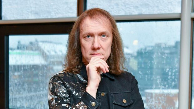Näin Sipe Santapukki pitää soittokuntoaan yllä: Pojan kanssa vuoron perään! SIpe Santapukki