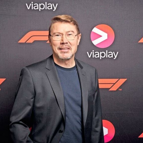 Mika Häkkinen tekee uuden aluevaltauksen alkavalla formulakaudella Viaplayn F1-tiimin asiantuntijana. Mika Häkkinen tekee uuden aluevaltauksen alkavalla formulakaudella Viaplayn F1-tiimin asiantuntijana.