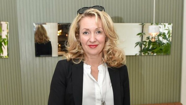 Erikoinen talokauppa! Katariina Kaitue myi ökykotinsa tappiolla ex-miehelleen Katariina Kaitue