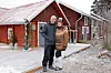 Veeti ja Jenni pyörittävät Kallionkoloa entisessä karjasuojassa. – Kesällä pidämme kahvilaa, nyt meillä on joulupuoti.
