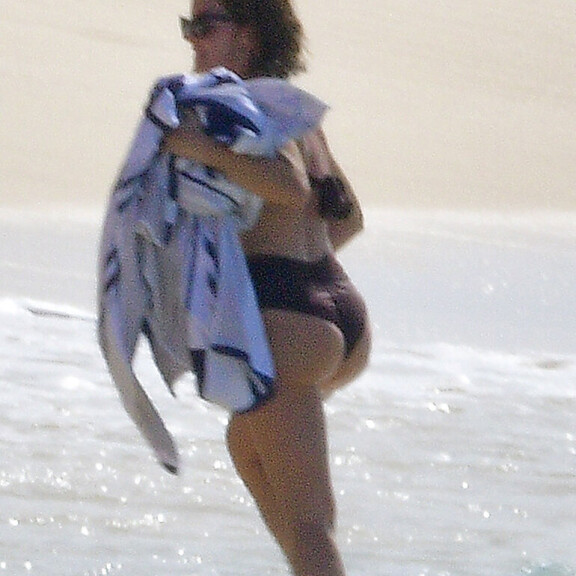 Vau! Harry Potter -lapsinäyttelijästä kasvoi muodokas nainen - harvinaiset bikinikuvat Emma Watsonista! emma watson