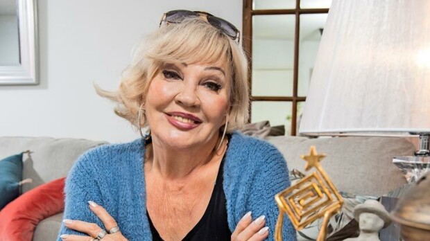 Hannele Lauri sairastui - kauhistelee taudin rajuutta: 'Oon vielä riskiryhmää!'