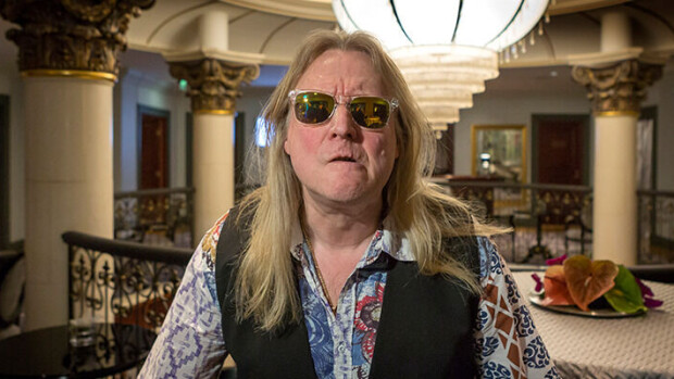 Shokki-ilmoitus! Popedan keikkakohu sai uusia kierroksia: Basisti Jyrki K. Melartin erosi bändistä Jyrki Melartin Popeda