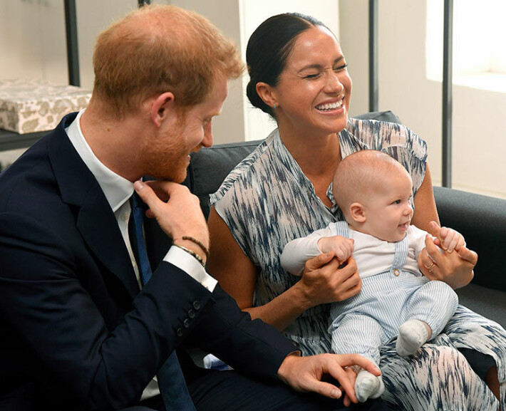 Harry ja Meghan ovat pitäneet lapsensa poissa julkisuudesta, eikä kuninkaallinen perhekään ole saanut mahdollisuutta tutustua Archieen ja Lilibetiin. Sussexin herttuapari Harry ja Meghan sekä Archie