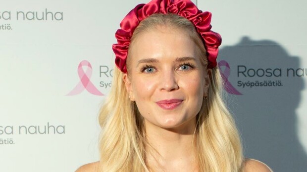 Lotta Hintsalta uskomaton urheilusuoritus - monen päivän vaellus alle 12 tunnissa!