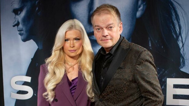 Jenna Välikangas leimattiin salarakkaaksi – laulajakaunotar puhuu suunsa puhtaaksi suhteestaan Kurre Westerlundiin Jenna Välikangas ja Kurre Westerlund