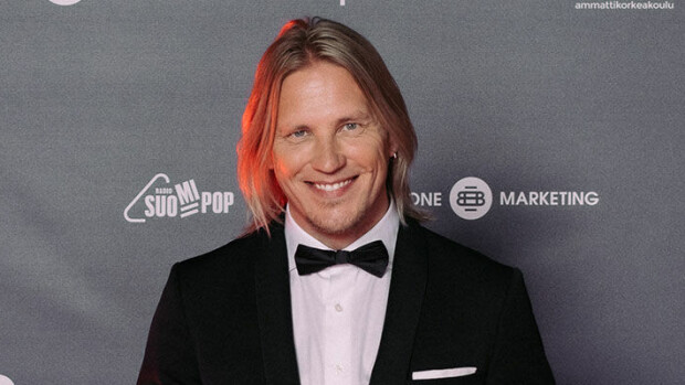 Oho, tunnistatko Sami Kurosta?! ”Kuin käyttämättä jäänyt Antti Holman Putous-hahmo” Sami Kuronen