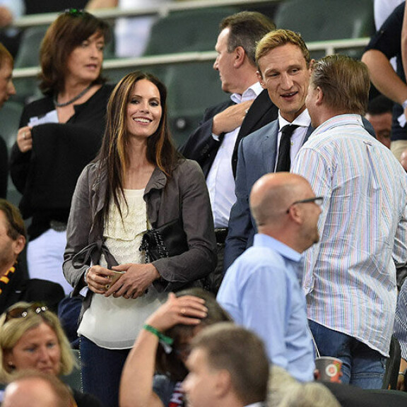 Paparazzi iski! Sami ja Susanna seurasivat Bundensliga-joukkue Borussia Mönchengladbachin matsia vuonna 2016. Hyypiät