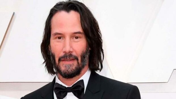 Jo on ökylahjat! Keanu Reeves osti kaikille stunttimiehilleen Rolex-kellot: kuvat Keanu Reeves